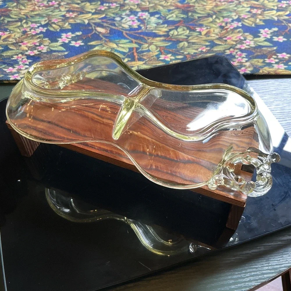Cambridge Glass 9